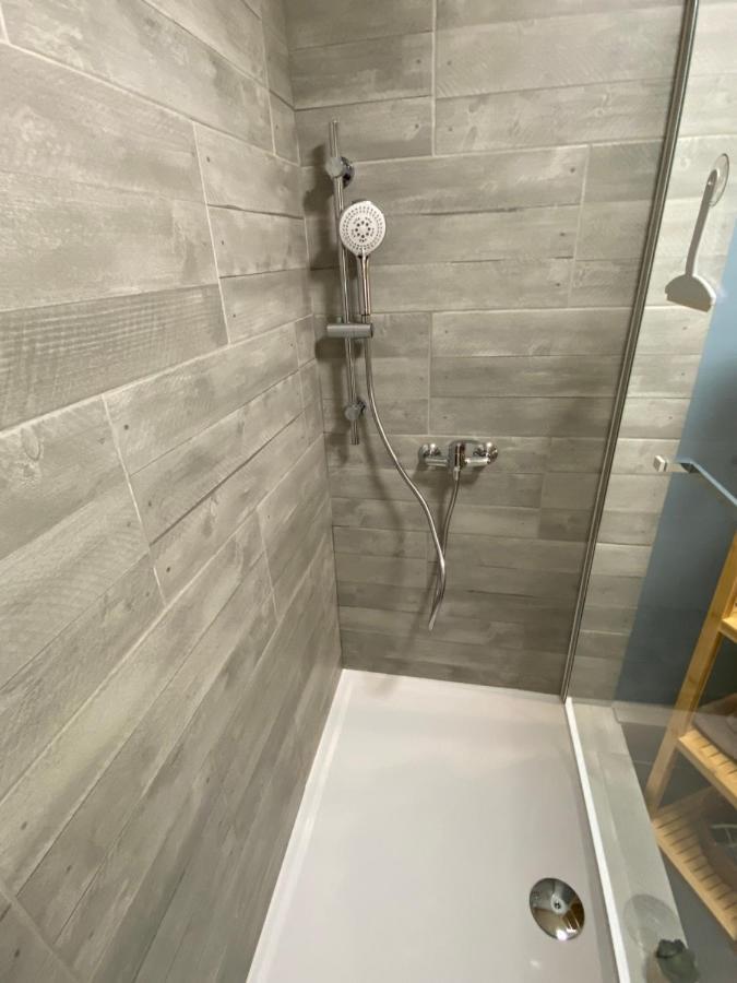 Au Coeur De La Pinede De 1 A 4 Personnes Villa Langlade Ngoại thất bức ảnh